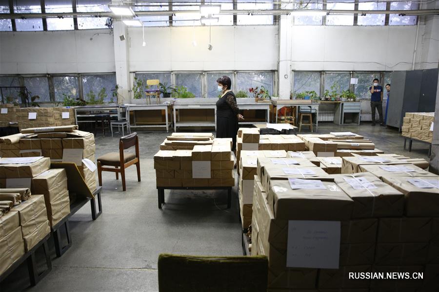 В Кыргызстане подготовили 3,5 млн бюллетеней для голосования на парламентских выборах