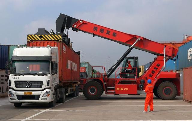 1000-й грузовой состав отправился из Чжэцзяна по маршруту Китай-Европа