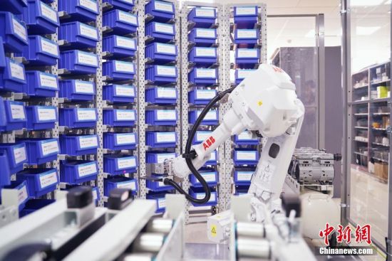 Международная корпорация ABB построит самый большой в мире завод роботов в Шанхае