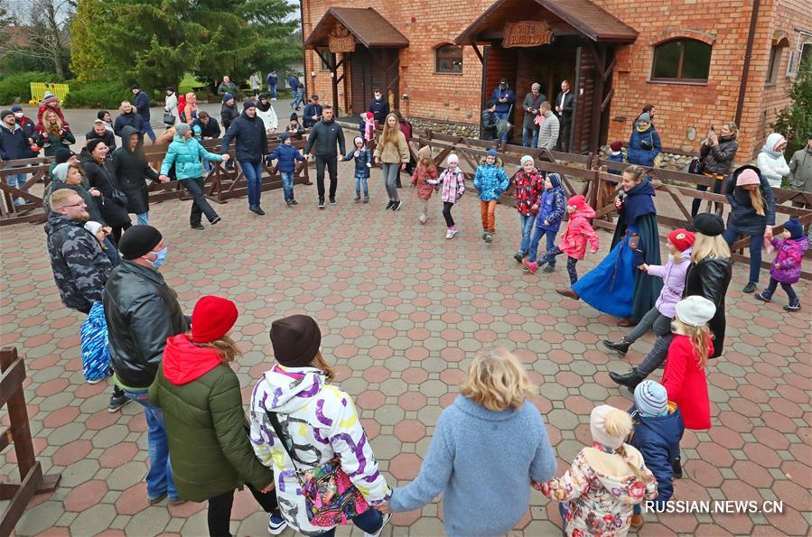 Реконструкция средневековой битвы в музее под Минском