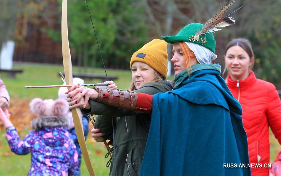 Реконструкция средневековой битвы в музее под Минском