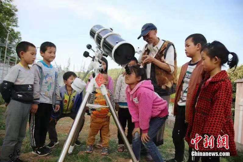 71-летний житель села создает «обсерваторию»