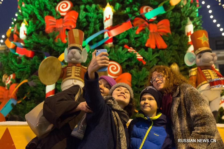 Рождественская ярмарка в Петербурге пройдет без представлений