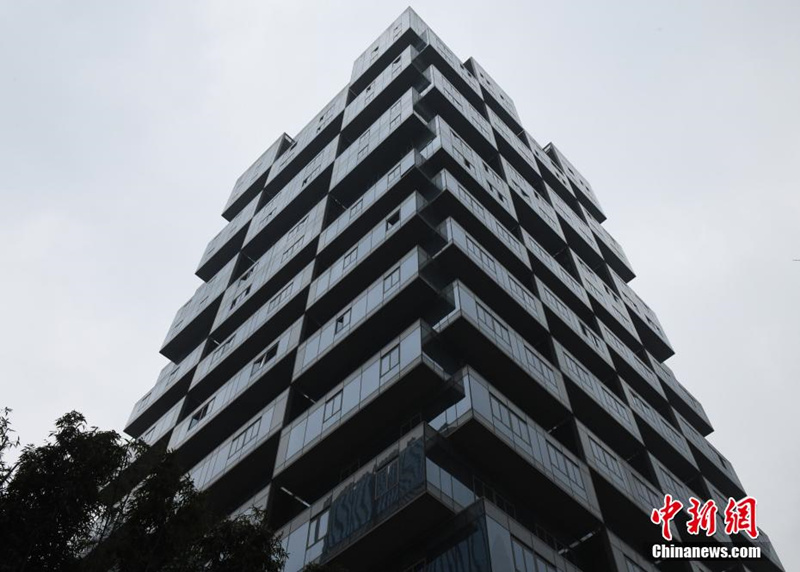 В городе Чунцин появились новые здания в стиле киберпанк