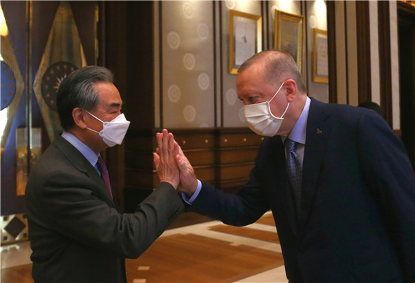 Президент Турции Р. Т. Эрдоган встретился с Ван И