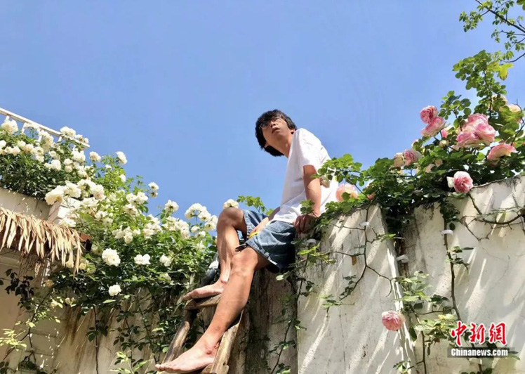 Цветущий двор китайского фотографа