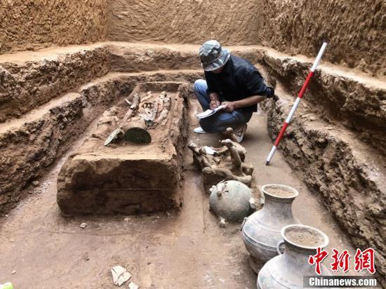 В провинции Шэньси обнаружена гробница времен династии Западная Хань