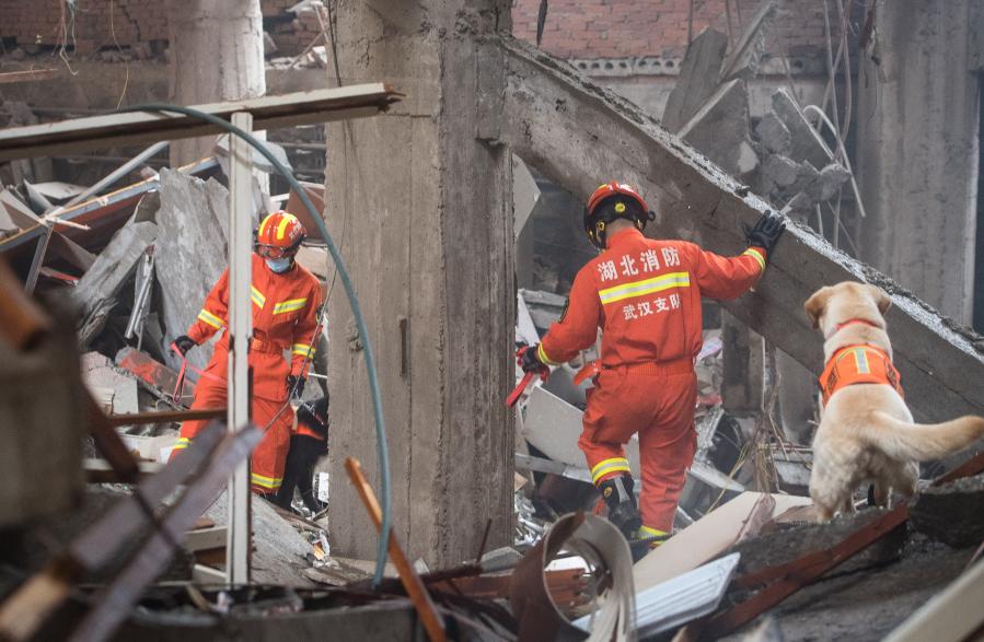 Число жертв взрыва газа в провинции Хубэй возросло до 25