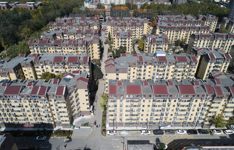 В январе-августе 2021 года в Китае началась реконструкция 47,3 тыс. старых жилых комплексов