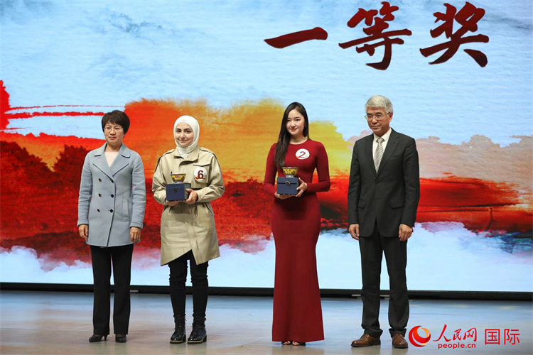 Успешно завершился международный конкурс «Моя история о китайских иероглифах-2021»