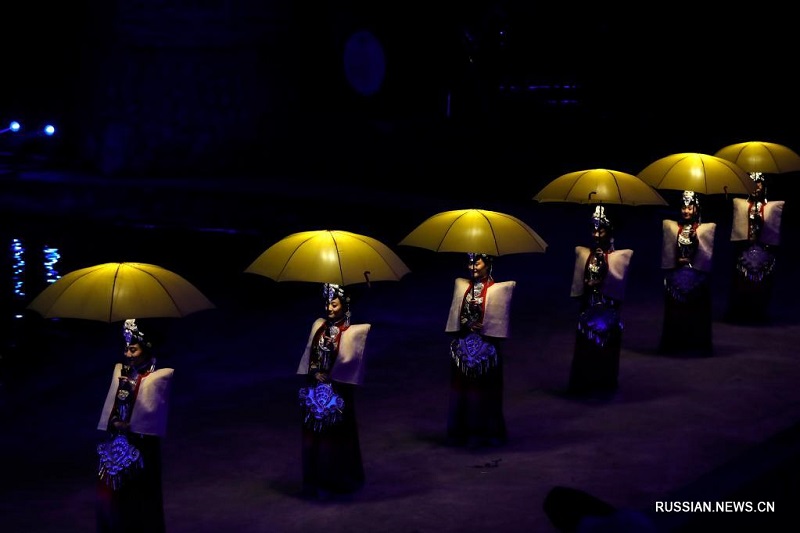 Международный театральный фестиваль в горах Даляншань на юго-западе Китая