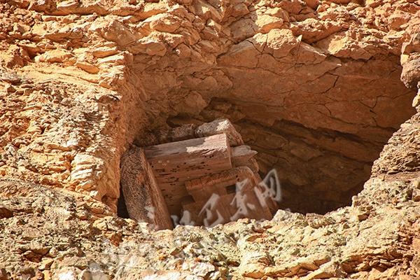 Крупнейший комплекс захоронений в форме висячих гробов обнаружен в провинции Хубэй