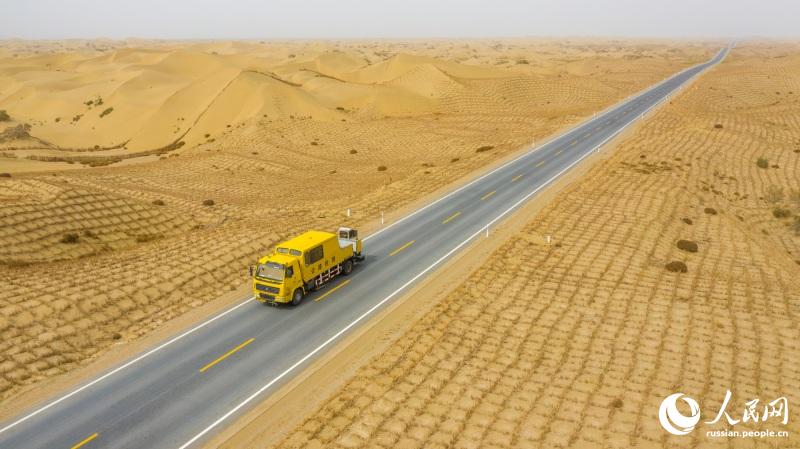 Третье пустынное шоссе в Синьцзяне будет построено и открыто для полноценного движения