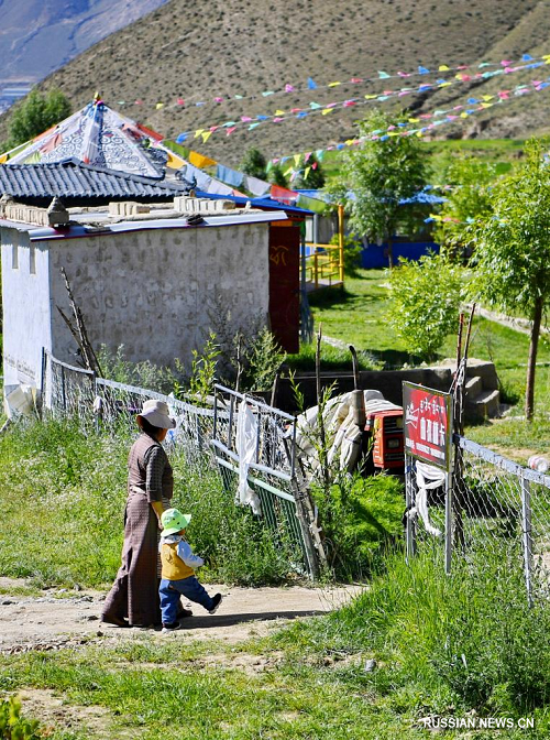 Живописная деревня Байдин в Тибете