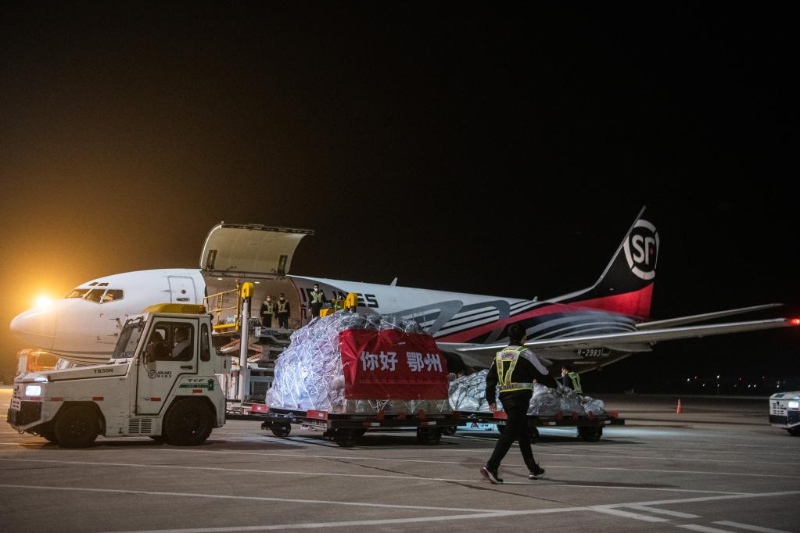 В Китае открылся первый полностью грузовой маршрут в аэропорту, преимущественно предназначенном для транспортировки грузов