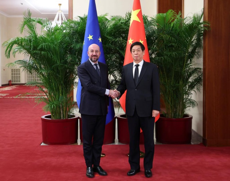 Ли Чжаньшу встретился с председателем Евросовета Ш. Мишелем
