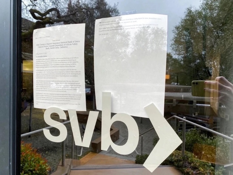 Банк SVB обанкротился за два дня из-за неудачного заявленияФото: REUTERS