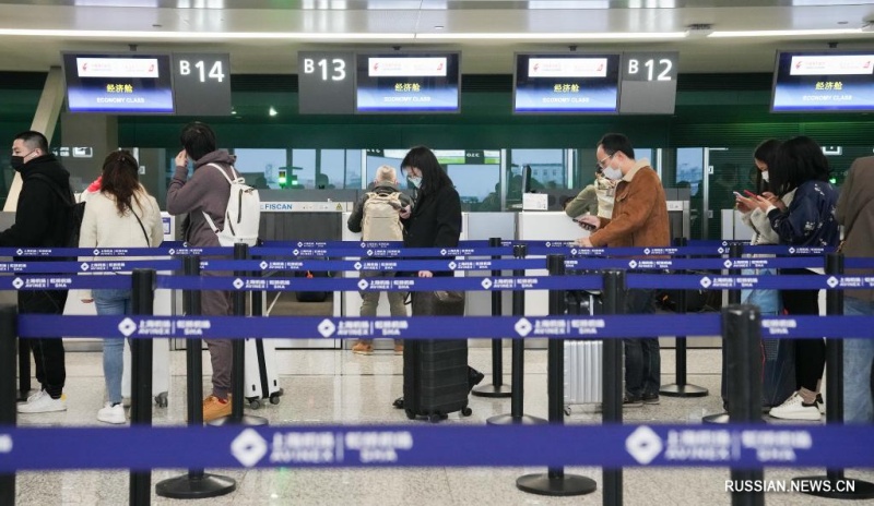 Шанхайский аэропорт "Хунцяо" возобновил международные авиарейсы, а также авиарейсы, связывающие аэропорт с Сянганом, Аомэнем и Тайванем