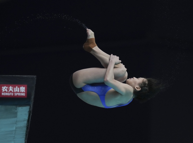 Команда Китая завоевала 9 золотых наград Кубка мира по прыжкам в воду