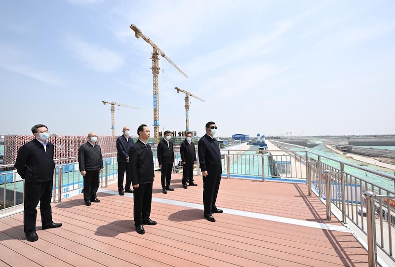 Си Цзиньпин в ходе инспекционной поездки призвал к новому прогрессу в развитии нового района Сюнъань