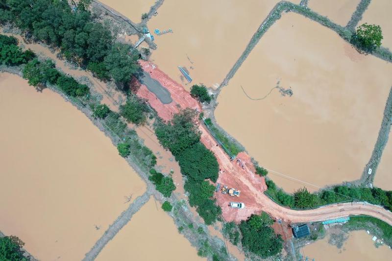 Китай расширил зону экстренного реагирования на наводнения
