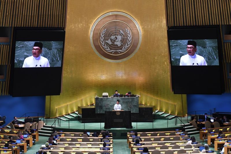 Проблема Южно-Китайского моря должна решаться внутри региона -- премьер-министр Малайзии