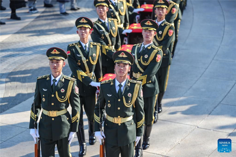 Останки КНД, павших в Корейской войне, захоронены в Шэньяне