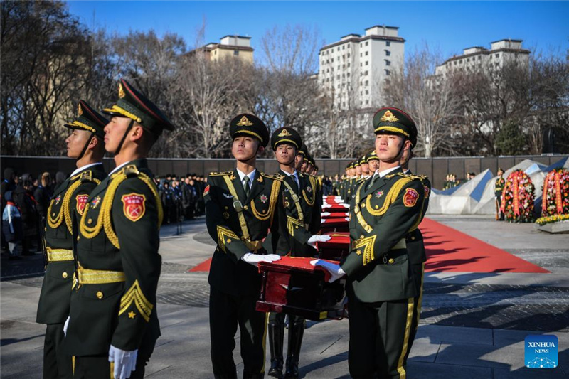 Останки КНД, павших в Корейской войне, захоронены в Шэньяне