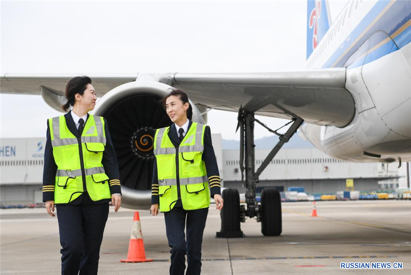 Женщины-пилоты в гражданской авиации Китая