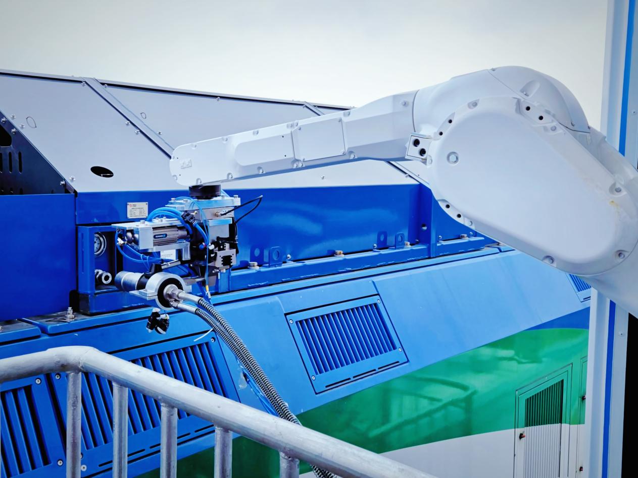 В Китае ввели в эксплуатацию первого в мире устойчивого к низким температурам робота для заправки водородом