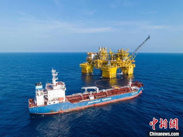 На глубоководном месторождении Китая "Шэньхай-1" было добыто более 8 млрд кубометров газа