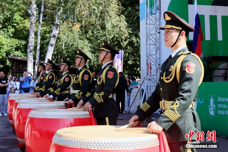 В фестивале "Спасская башня" в Москве участвует Военный оркестр Народно-освободительной армии Китая