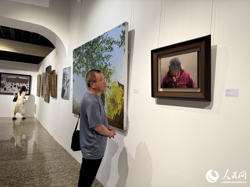 В Пекине открылась Выставка молодых художников России и Китая в честь 80-летия Победы в Мировой антифашистской войне