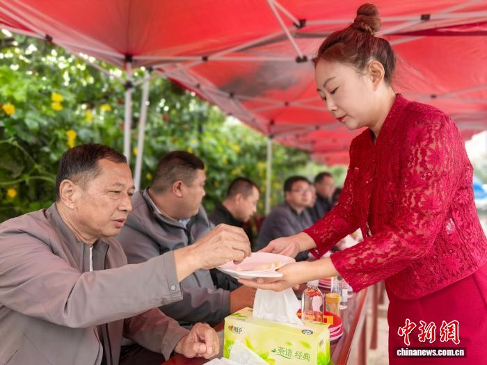 В провинции Хэбэй прошел конкурс на звание лучшей груши