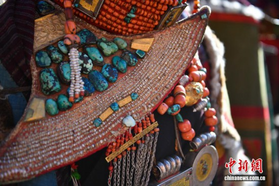 В сицзанском уезде Буранг сохранился традиционный наряд с тысячелетней историей