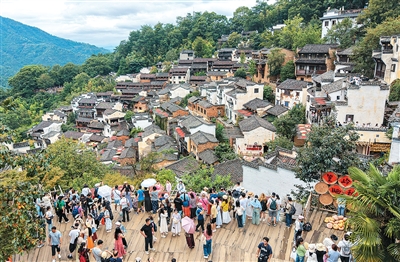 Китай ожидает туристический бум в предстоящие восьмидневные праздники