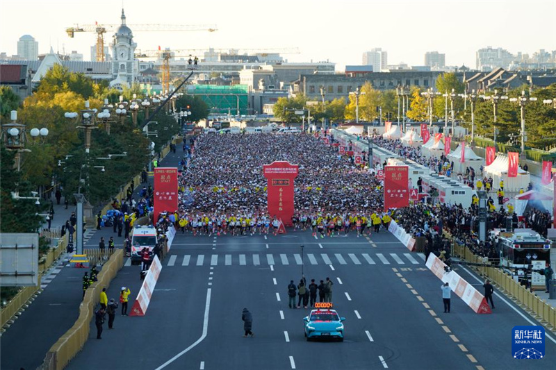 В столице Китая прошел Пекинский марафон-2025