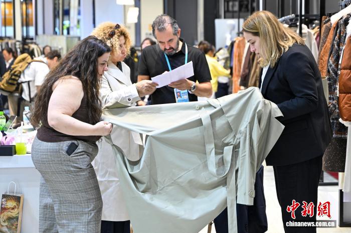 Технологичная текстильная продукция Китая покоряет зарубежных закупщиков