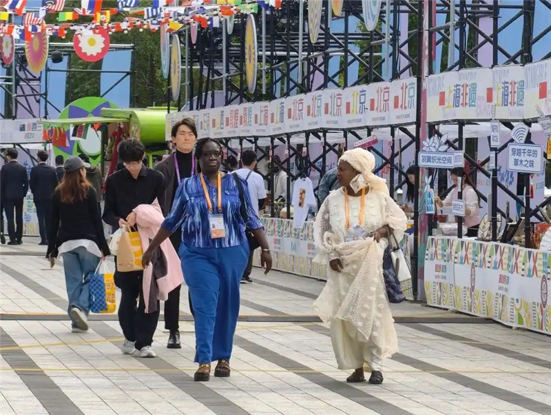 В Шанхае открылось 8-е Китайское международное импортное ЭКСПО