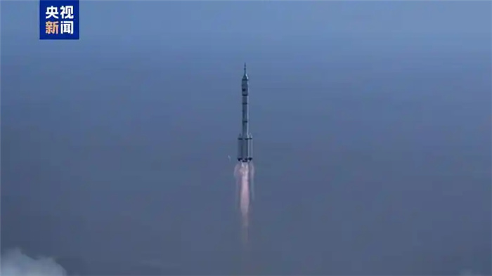 Китай запустил космический корабль 