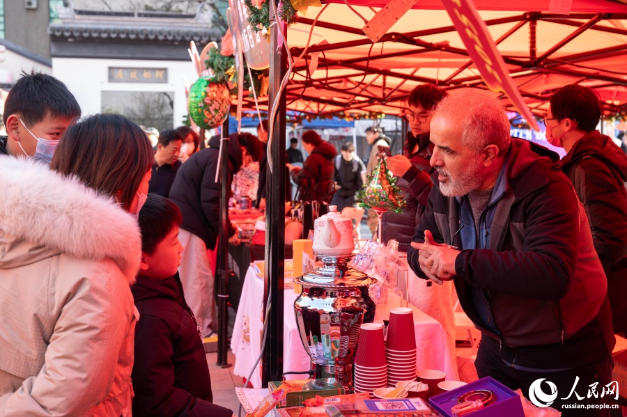 Зимняя ярмарка для иностранцев открылась в Уси