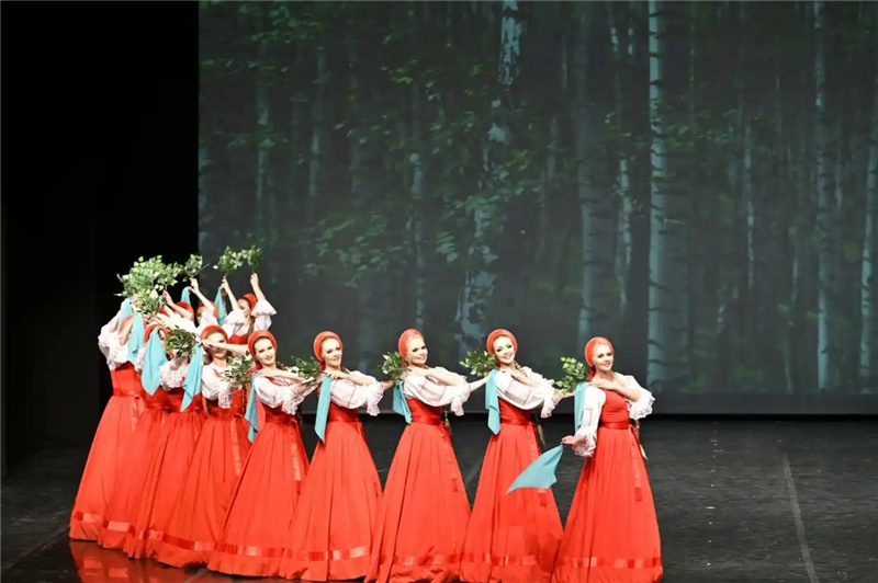 Российский ансамбль 