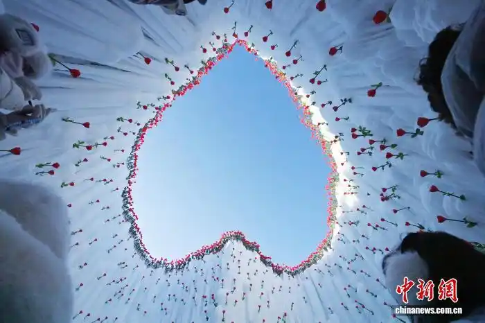 В провинции Цзилинь расцвело «ледяное сердце»