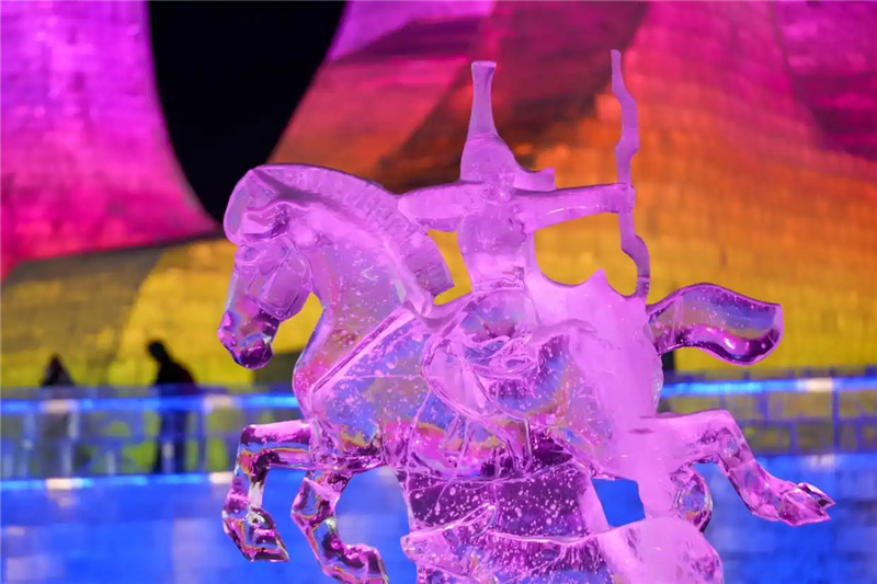 Ледово-снежные скульптуры в Харбине