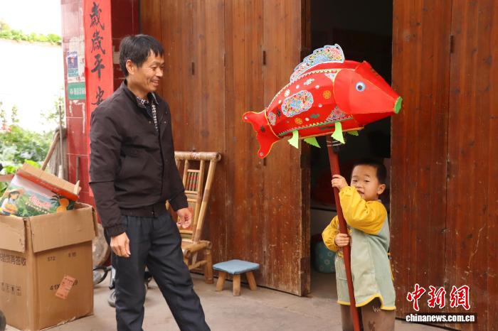 Уникальные «карповые фонари» – традиционное искусство провинции Цзянси