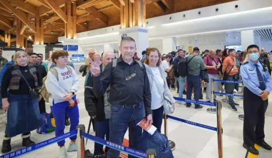 Растет количество российских туристов, предпочитающих посещать Китай во время праздника Весны