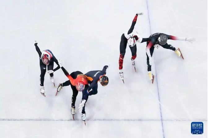 Сунь Лун завоевал серебро на дистанции 1000 метров в шорт-треке на ОИ-2026