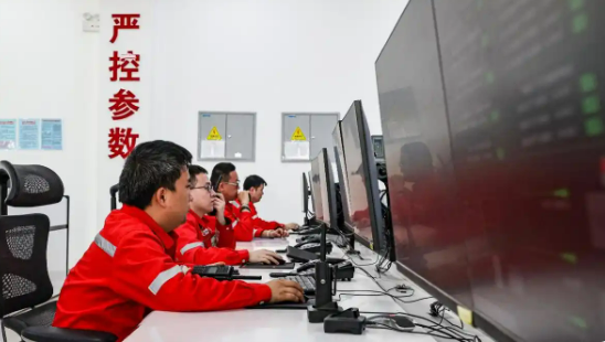 В Таримском нефтяном месторождении утвержден проект прямого подключения к зеленой энергии