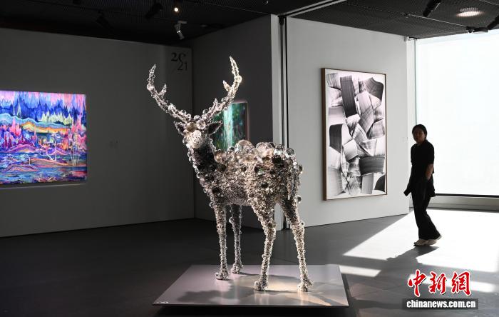 В преддверии торгов «Кристис» в Сянгане представлены работы Моне, Ван Гога и Пикассо