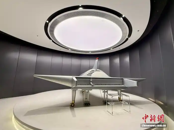 В Чэнду музыкальный музей привлекает посетителей коллекцией старинных инструментов